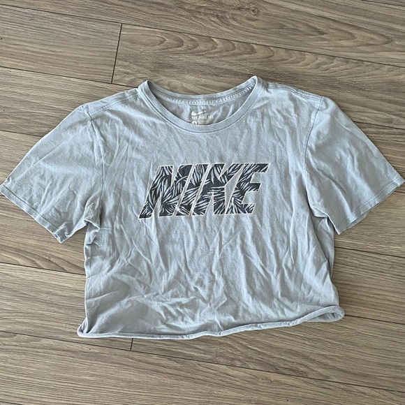 Nike Tops - Nike Crop Top
